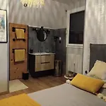 D'hotes Bed & Breakfast 3*