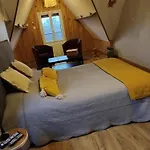 D'hotes Bed & Breakfast 3*